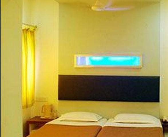 Hotel Sagar Kinara Mālvan Quarto foto